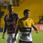 Lesões afastam Rezende por mais de um terço da temporada do Bahia